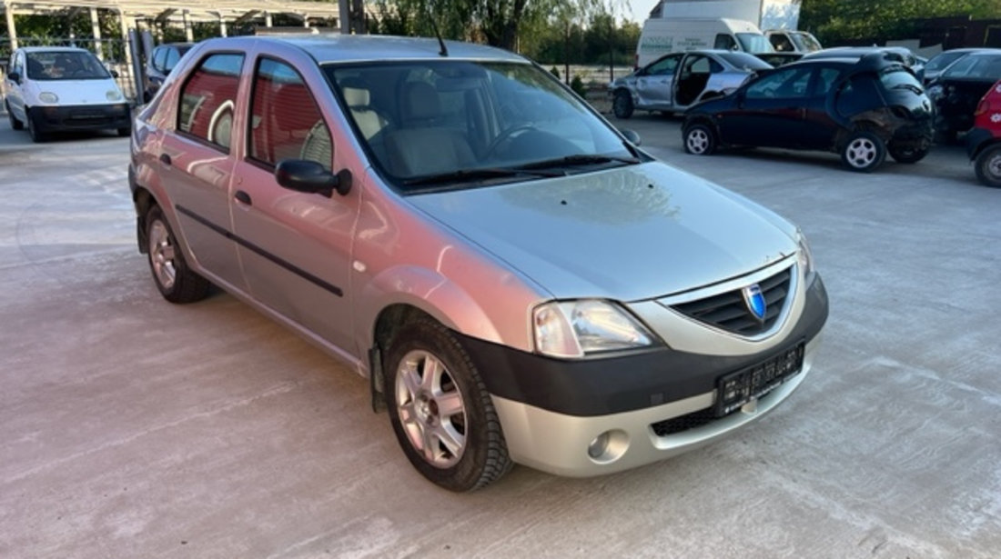 Aripa stanga spate Dacia Logan 2006 Berlina 1.5 dci euro 3