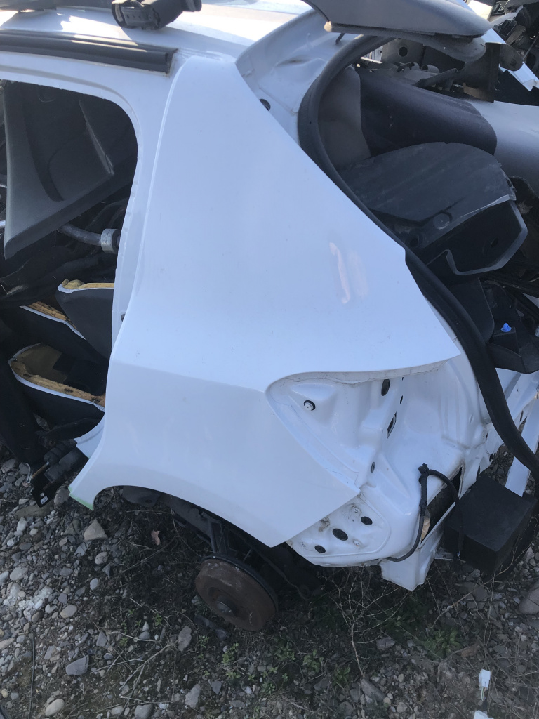 Aripa Stanga Spate Dacia Sandero 2017