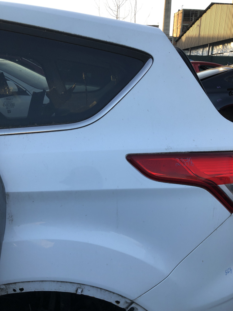 Aripa Stanga Spate Ford Kuga 2012