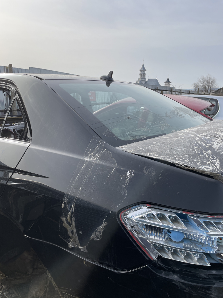 Aripa Stanga Spate Mercedes E-Class W212 2012