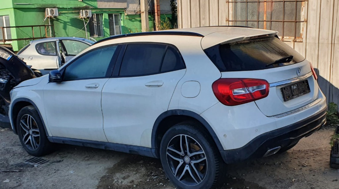 Aripa stanga spate Mercedes GLA X156 2016 suv 1.6 benzina