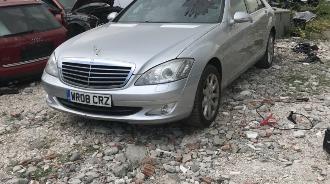 Aripa stanga spate Mercedes S-Class W221 2008 berlina 3000