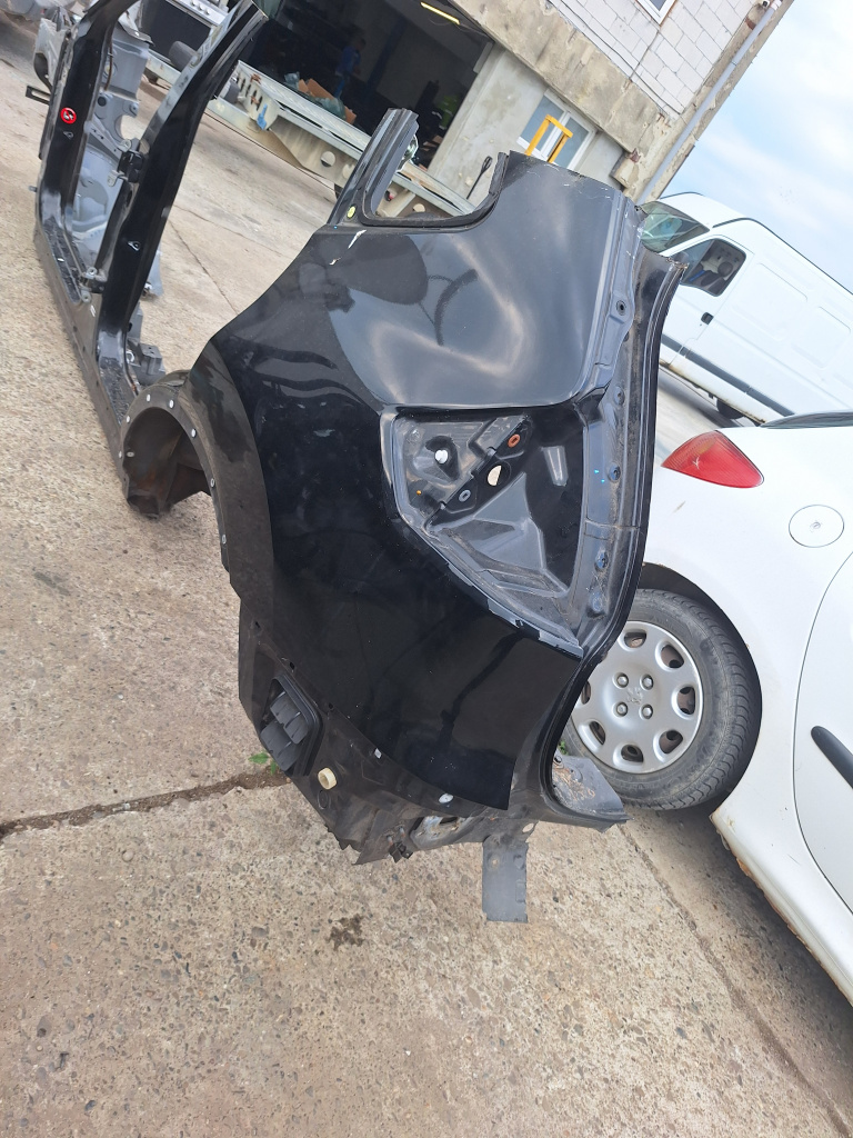 Aripa Stanga Spate Nissan X-Trail 1.6 Motorina 2015, -