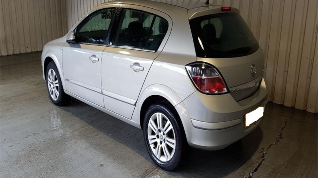 Aripa stanga spate Opel Astra H 2007 Hatchback 1.6 SXi