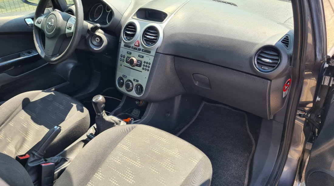 Aripa stanga spate Opel Corsa D 2013 Hatchback 4 usi 1.3 cdti