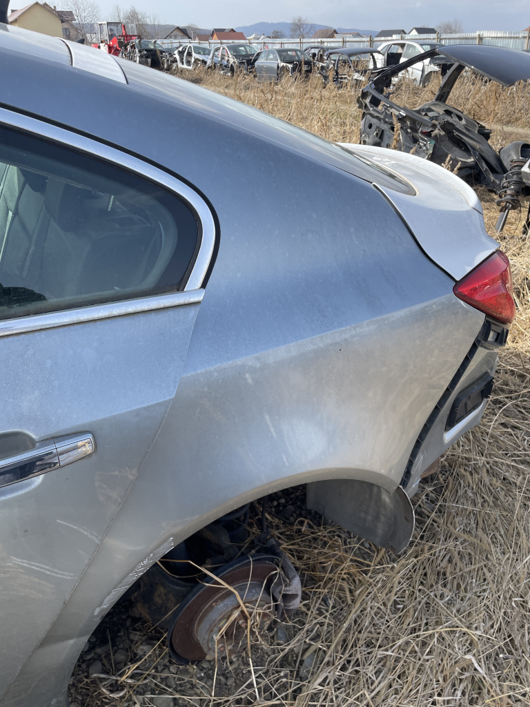 Aripa Stanga Spate Opel Insignia A Hatchback 2011