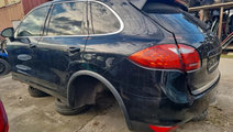 Aripa stanga spate Porsche Cayenne An 2011 2012 20...