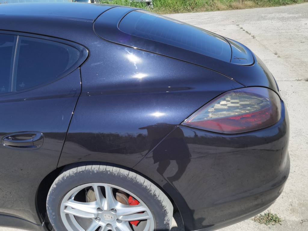 Aripa stanga spate porsche panamera 3.0 d an 2012
