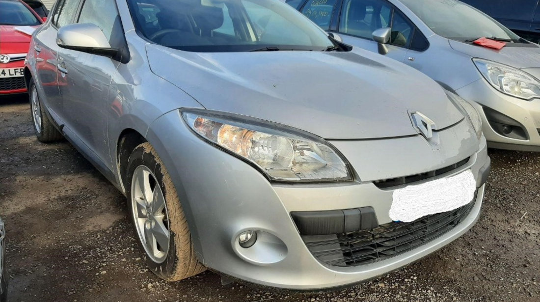 Aripa stanga spate Renault Megane 3 2009 HATCHBACK 1.9 dCI