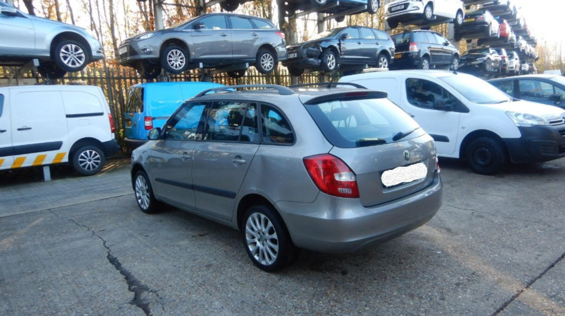 Aripa stanga spate Skoda Fabia 2 2012 BREAK 1.6 TDI CAYC