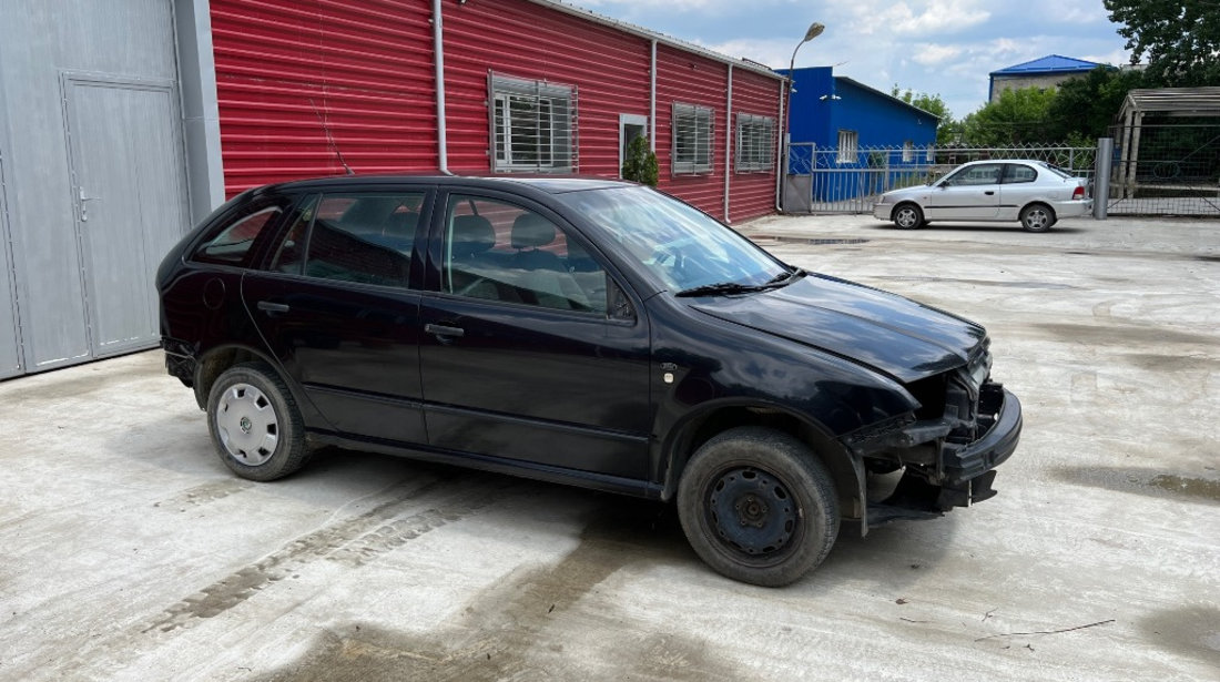 Aripa stanga spate Skoda Fabia 2002 Combi 1.4 benzina