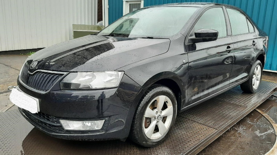 Aripa stanga spate Skoda Rapid 2014 Berlina 1.6 TDI