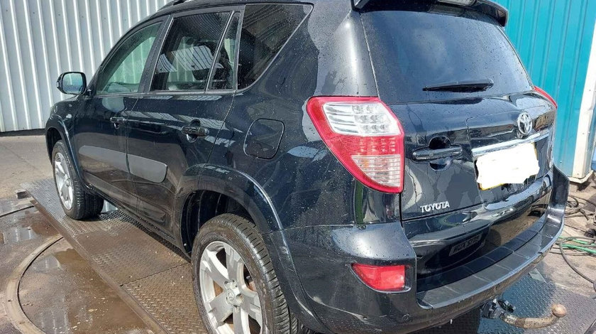 Aripa stanga spate Toyota RAV 4 2010 SUV 2.2 2ADFHV 150Hp