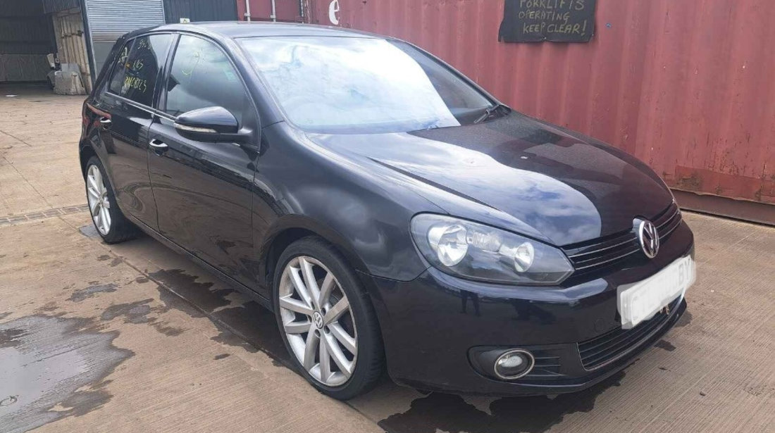 Aripa stanga spate Volkswagen Golf 6 2010 HATCHBACK 2.0 TDI CFFB