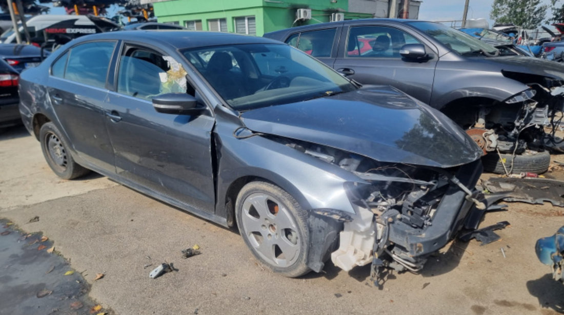 Aripa stanga spate Volkswagen Jetta 2018 Berlina 1.4 tsi CZTA