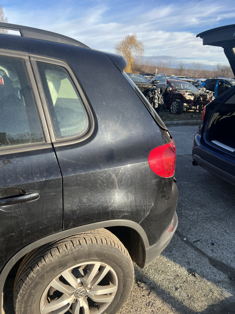Aripa Stanga Spate Volkswagen Tiguan 2.0 Motorina 2012