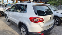 Aripa stanga spate Volkswagen Tiguan 2009 4x4 2.0 ...