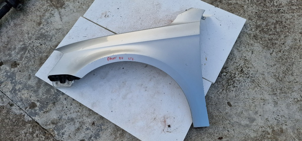Aripa Stanga Vw Passat B7 Originala