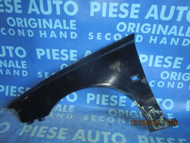 Aripa Volvo V40