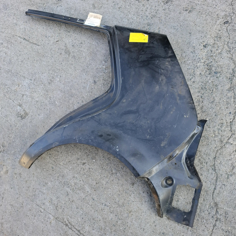 Aripa Vw Bora (1J) 1998-2005 Negru Spate Stanga 005014210143, 2903136, 1J4809843B