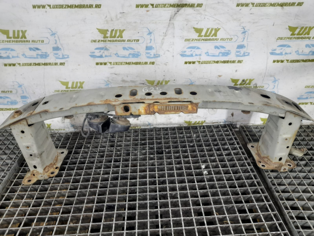 Armatura bara fata 8V41-S108K61-AB Ford Focus 2 [facelift] [2008 - 2011] 1.6 tdci G8DD