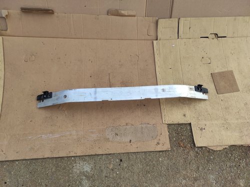 Armatura bara fata aluminiu BMW X1 F48 2016 cod 511110031013DE / 8491139-02