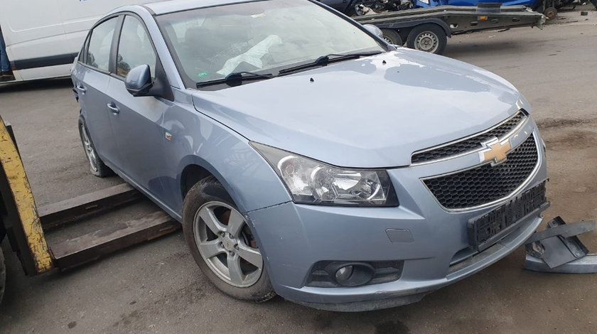 Armatura bara fata Chevrolet Cruze 2010 berlina 1.8 benzina