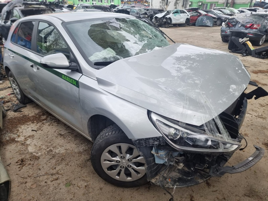 Armatura bara fata Hyundai i30 2018 Hatchback 1.4 benzina