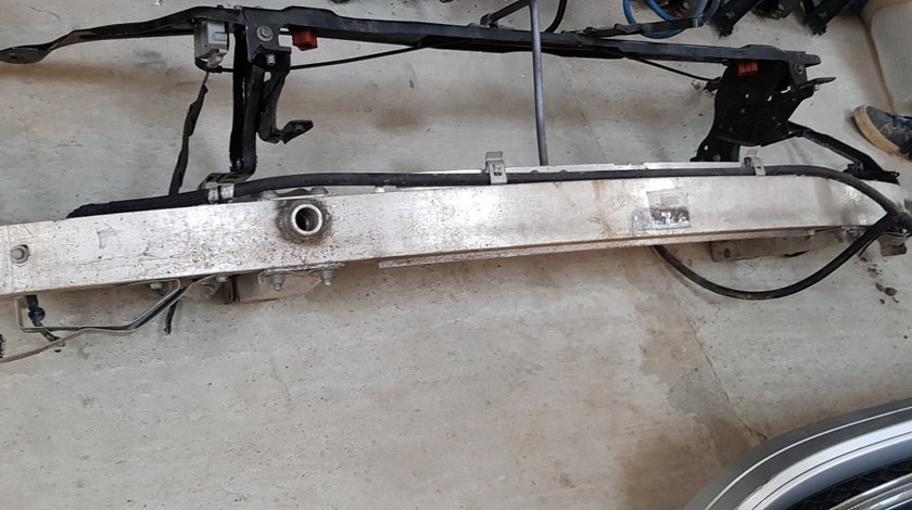 Armatura bara fata Mercedes C-Class W204 2009 2010 2011 2012.