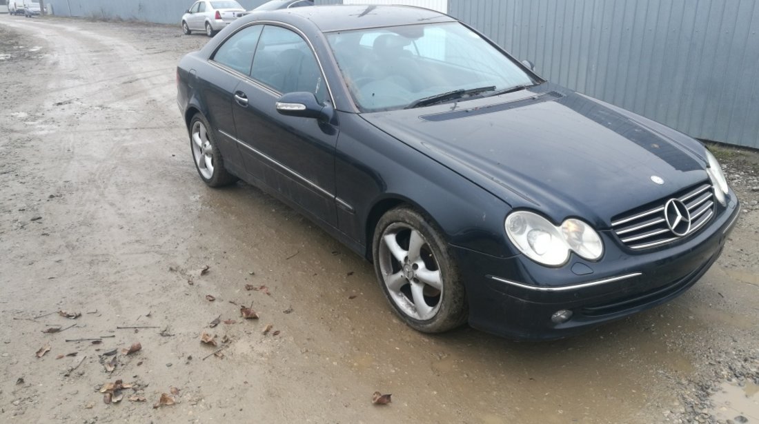 Armatura bara fata Mercedes CLK C209 2004 COUPE CLK 270 CDI