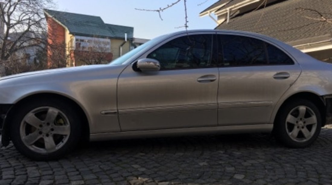 Armatura bara fata Mercedes E-Class W211 2005 Limuzina 2148