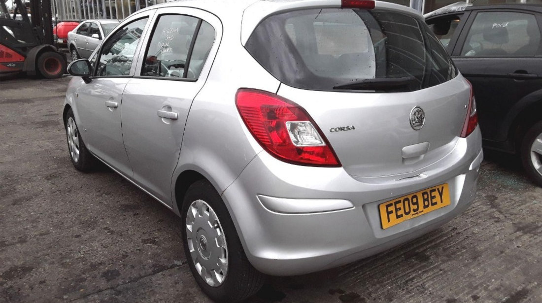 Armatura bara fata Opel Corsa D 2009 Hatchback 1.4 i