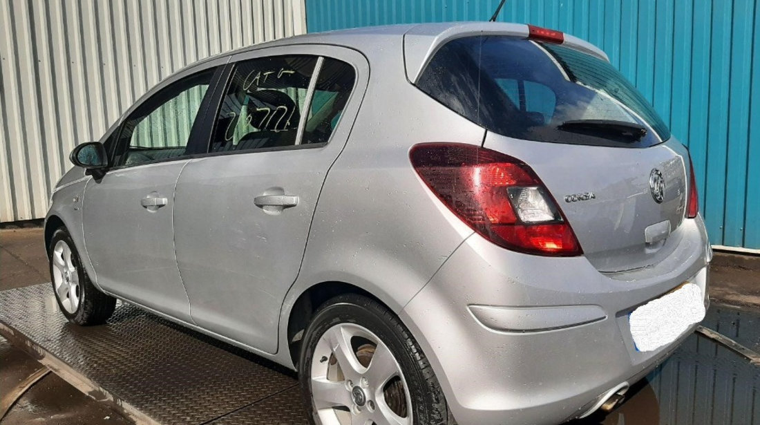 Armatura bara fata Opel Corsa D 2013 HATCHBACK 1.4 i