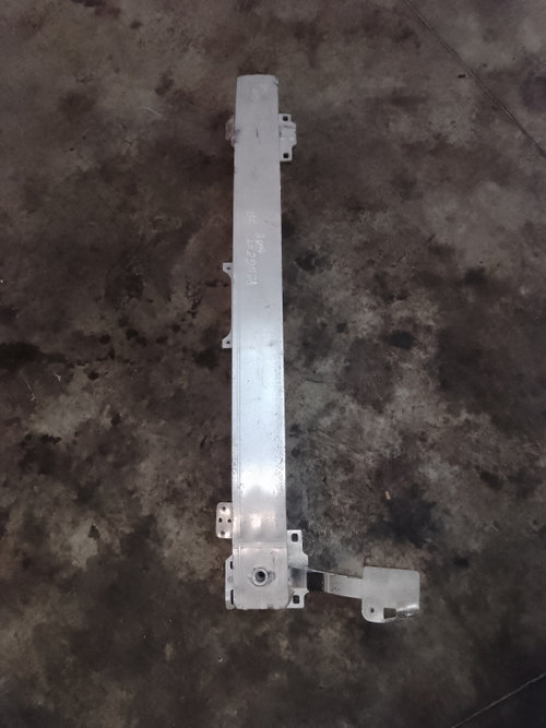 Armatura bara fata Peugeot 2008 1.2 Benzina 2017