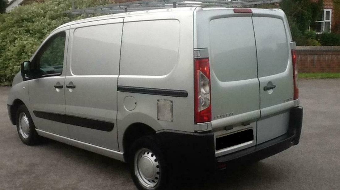 Armatura bara fata Peugeot EXPERT 2008 VAN 2.0 HDI