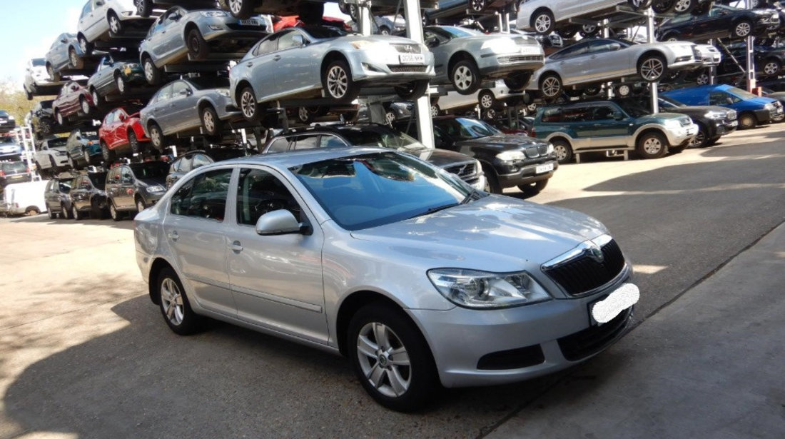 Armatura bara fata Skoda Octavia 2 2010 BERLINA 1.4 TSI