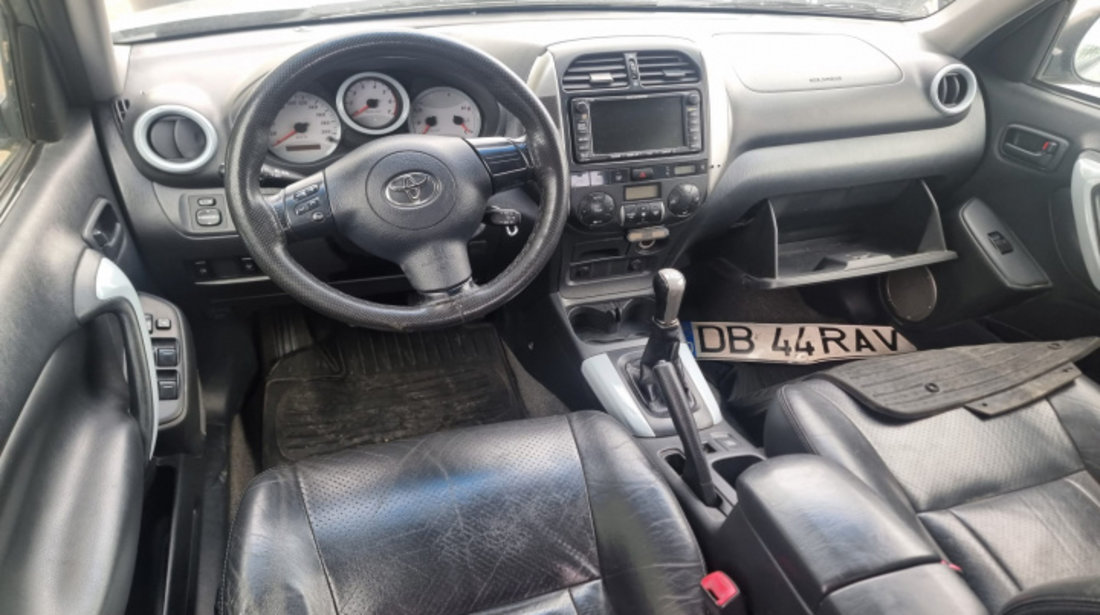 Armatura bara fata Toyota RAV 4 2005 SUV 2.0 1CD-FTV