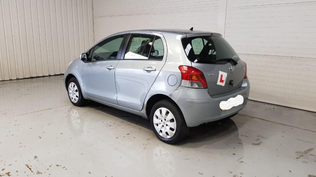 Armatura bara fata Toyota Yaris 2009 HATCHBACK 1.4 d4D