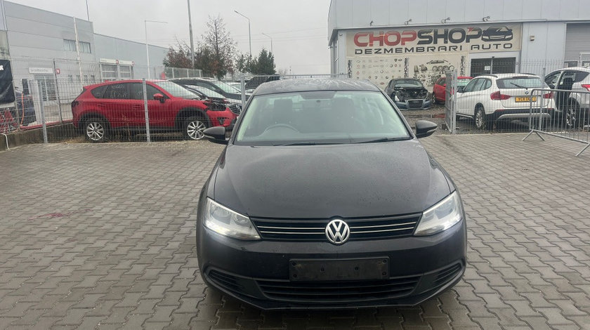 Armatura bara fata Volkswagen Jetta 2011 SEDAN 2.0 TDI CFFB