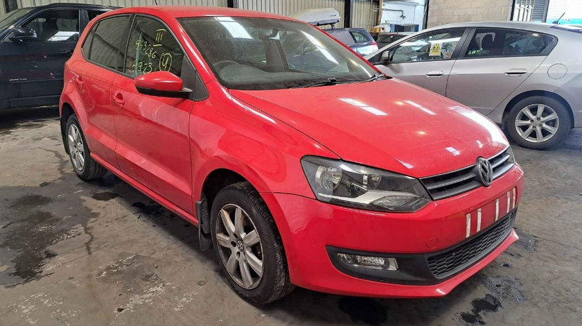 Armatura bara fata Volkswagen Polo 6R 2012 Hatchback 1.2 TDI CFWA