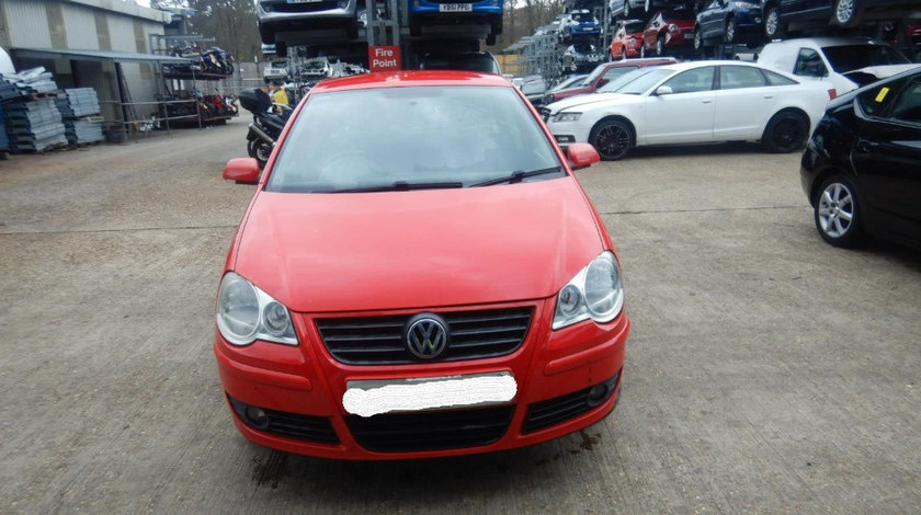 Armatura bara fata Volkswagen Polo 9N 2008 Hatchback 1.4 TDI