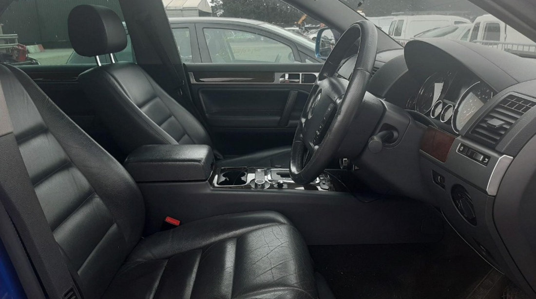 Armatura bara fata Volkswagen Touareg 7L 2006 SUV 2.5 TDI