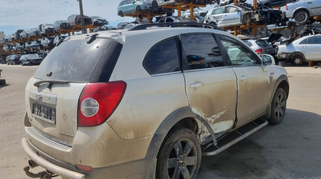 Armatura bara spate Chevrolet Captiva 2008 4x4 2.4 LPG benzina