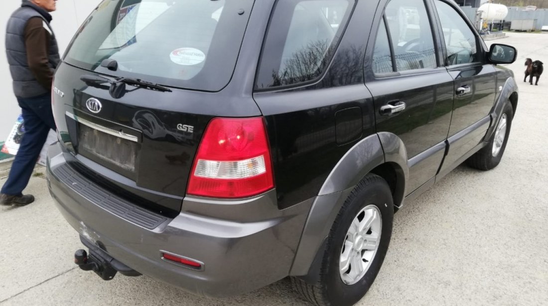 ARMATURA BARA SPATE KIA SORENTO 1 FAB. 2002 – 2009 ⭐⭐⭐⭐⭐