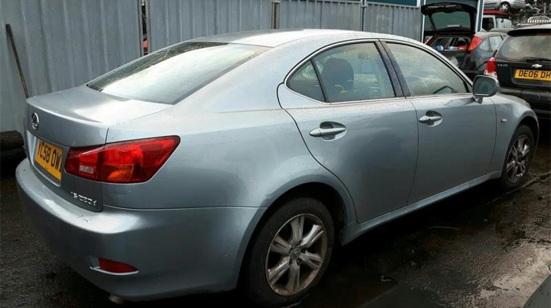 Armatura bara spate Lexus IS 220 2008 Sedan 220d