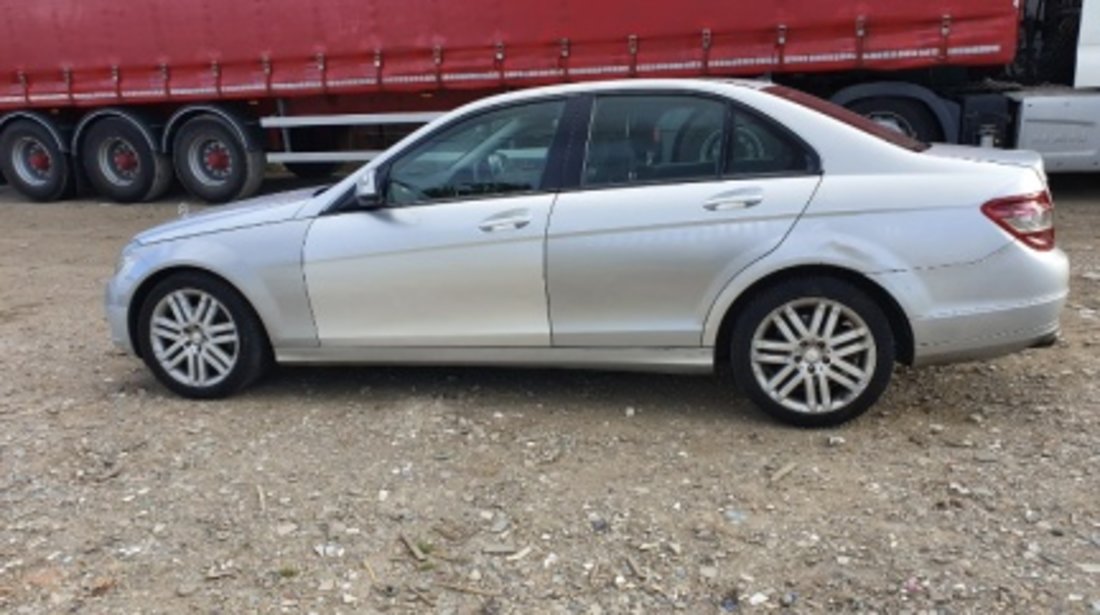 Armatura bara spate Mercedes C-Class S204 2009 berlina 2198