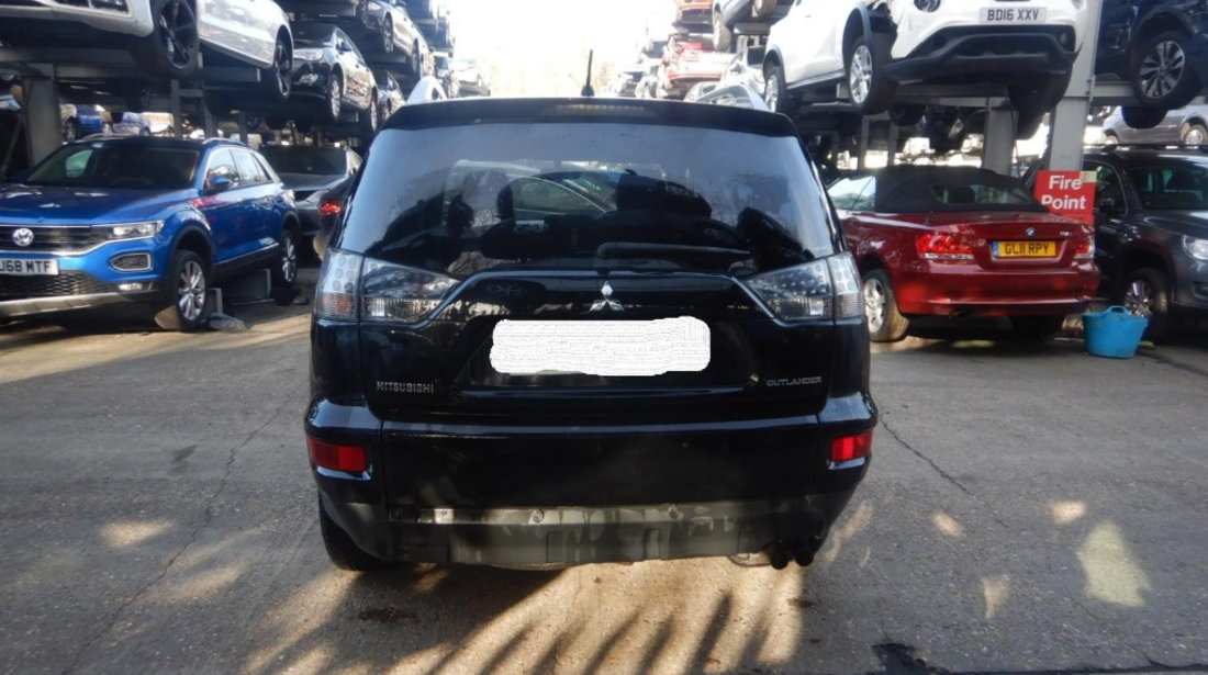 Armatura bara spate Mitsubishi Outlander 2010 SUV 2.2 DIESEL