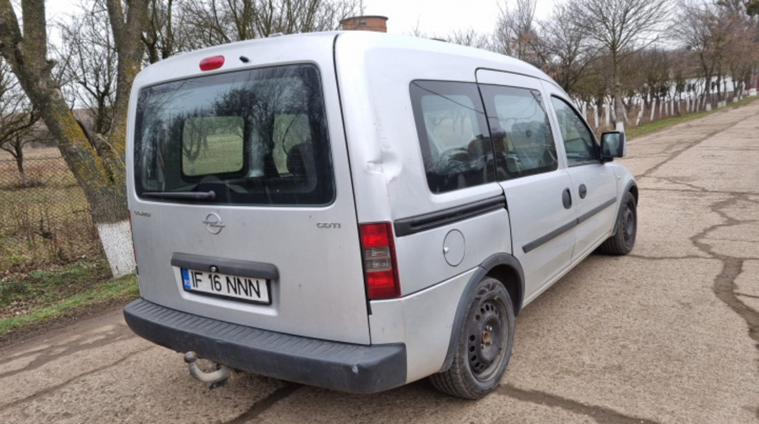 Armatura bara spate Opel Combo C 2009 minivan 1.3 diesel