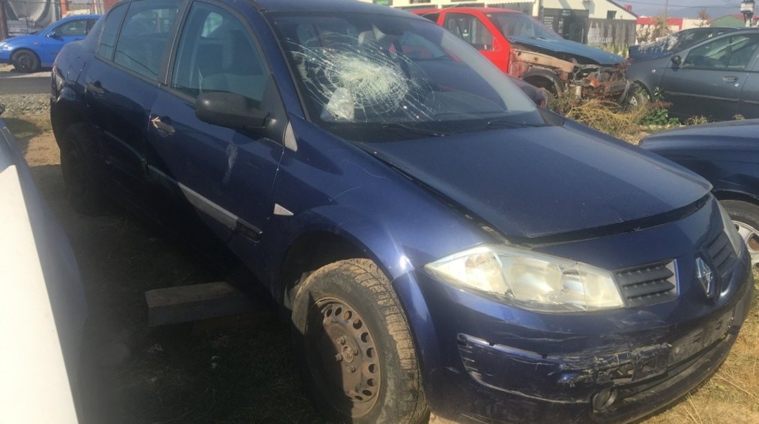 Armatura bara spate Renault Megane 2004 berlina 1.6