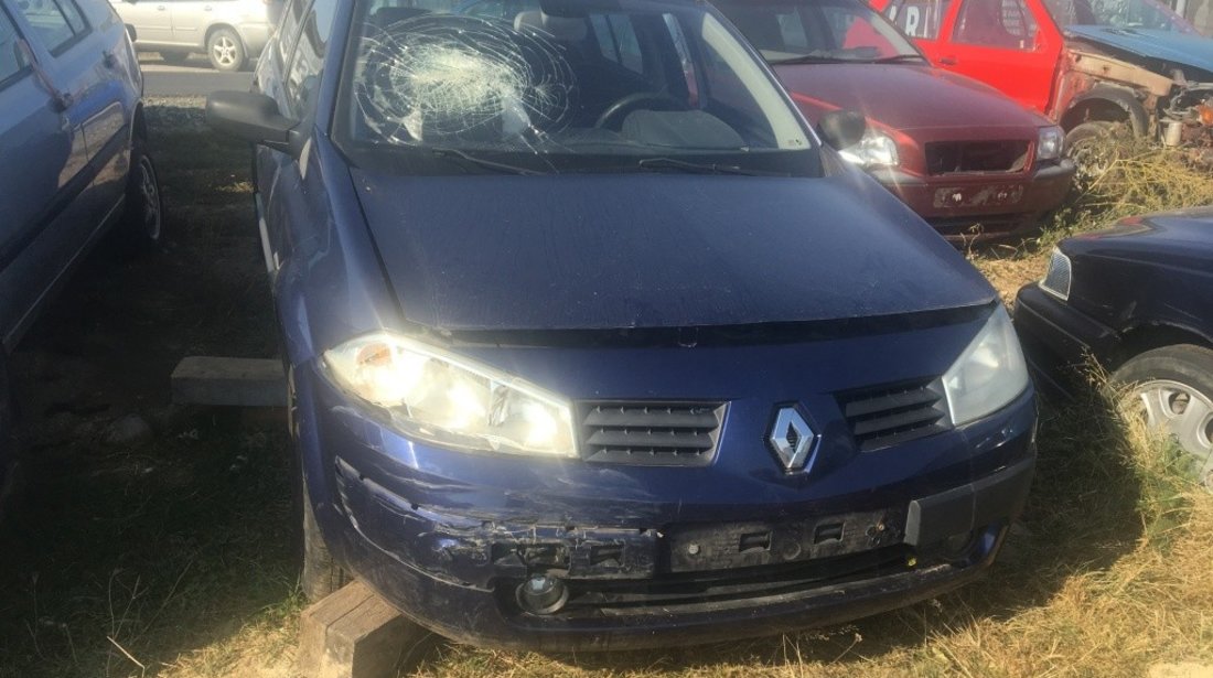 Armatura bara spate Renault Megane 2004 berlina 1.6